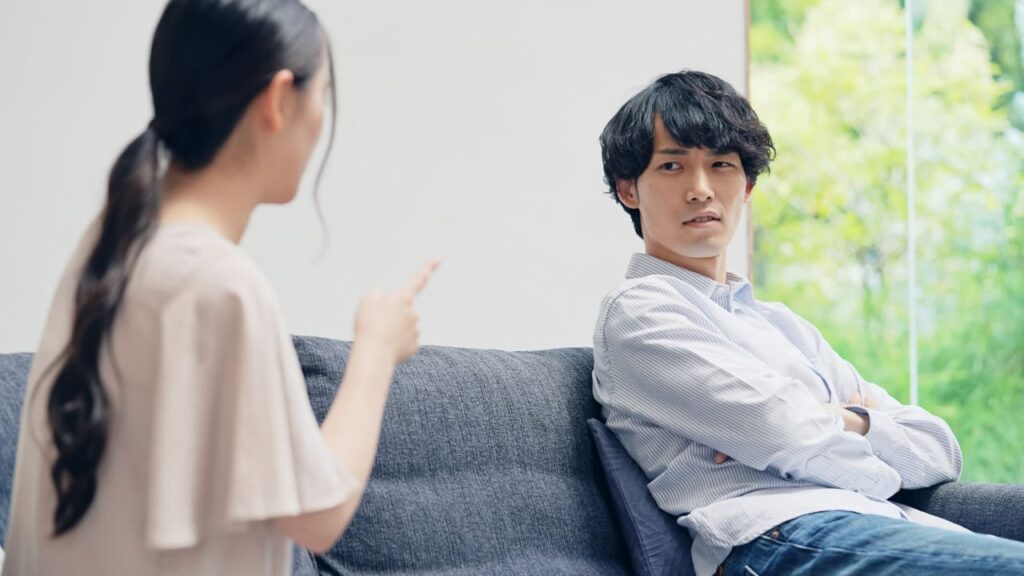 険悪なカップル