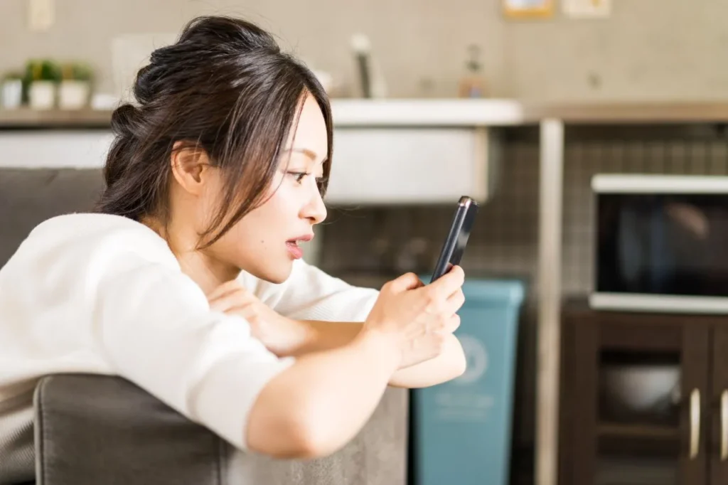 マッチングアプリで男性から返信がこない理由